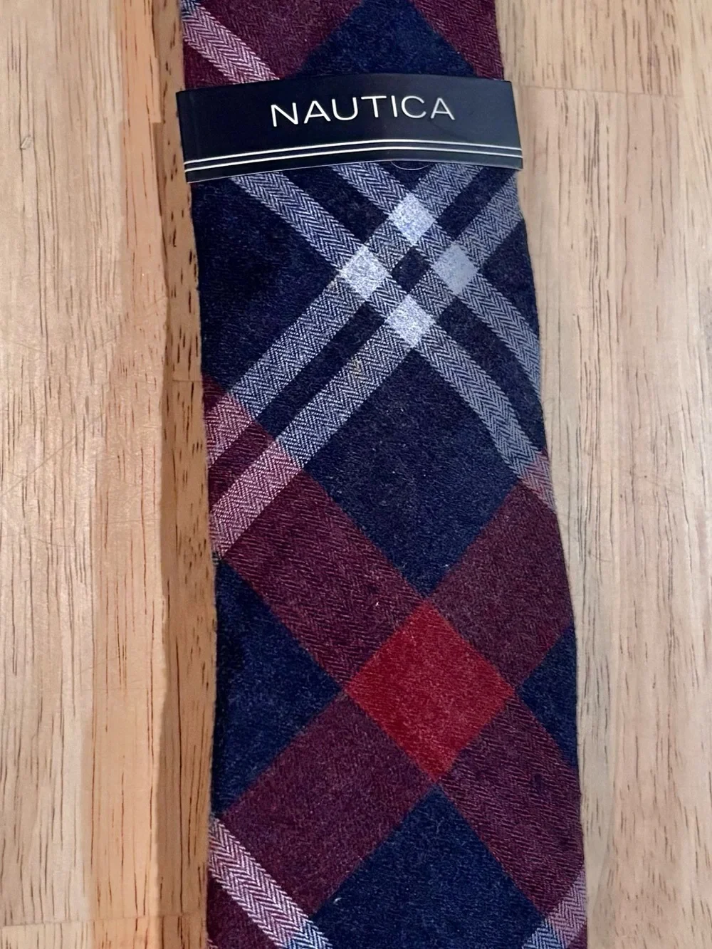 NWT Nautica Men’s Navy Plaid Tie with Burgundy Accents
